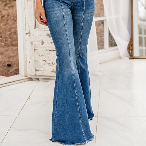 🎉HPick Fabulous Blue Flare Jeans w/5 Pockets here! - Picture 3 of 12